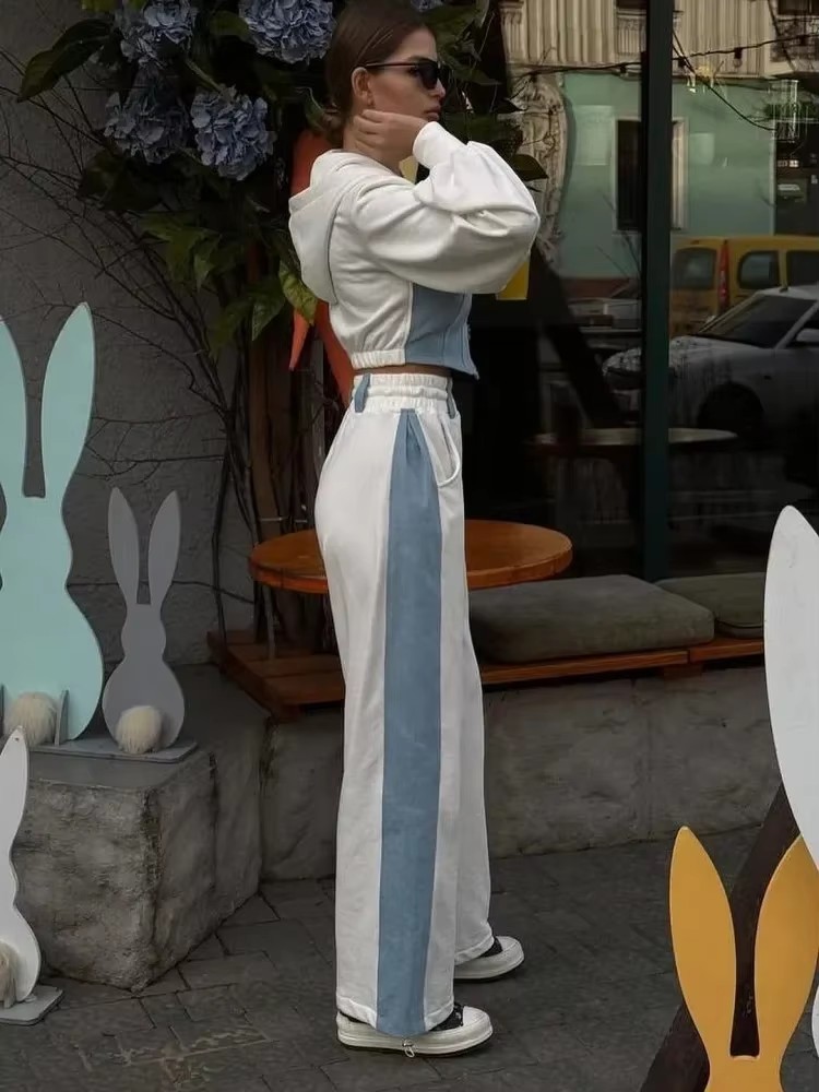 Women’s Crop Hoodie & Wide-Leg Pants Set - Image 4